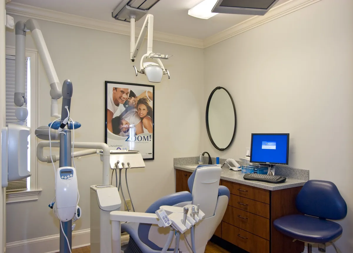 A treatment room at Atlanta Dental Arts